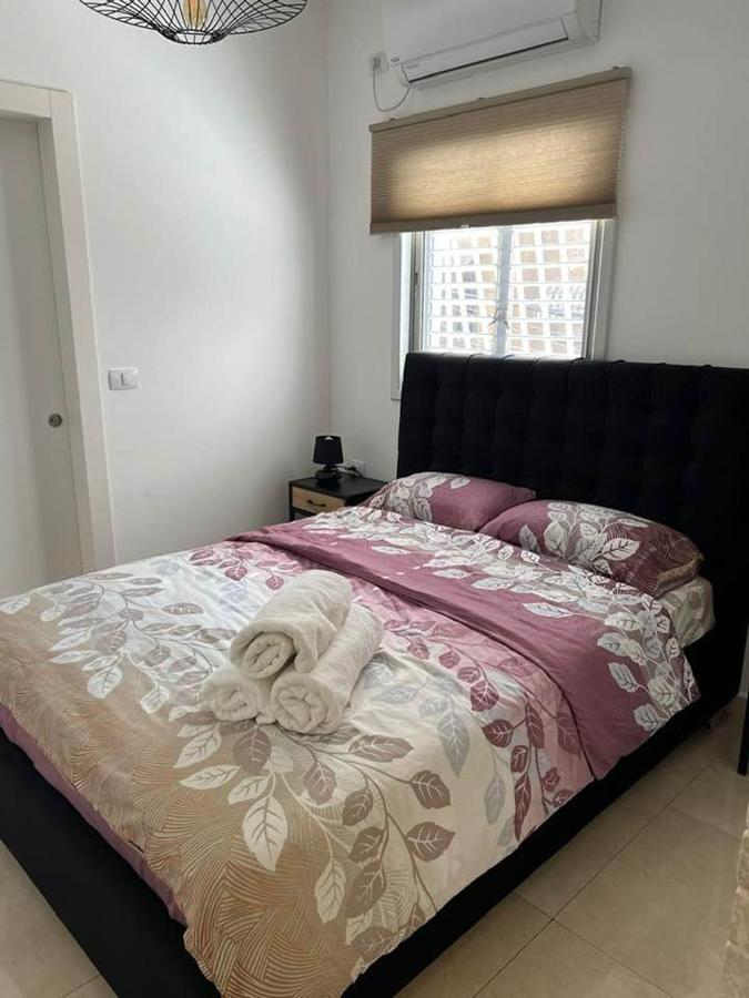 Apartments4You Etsel Bat Yam Exteriör bild