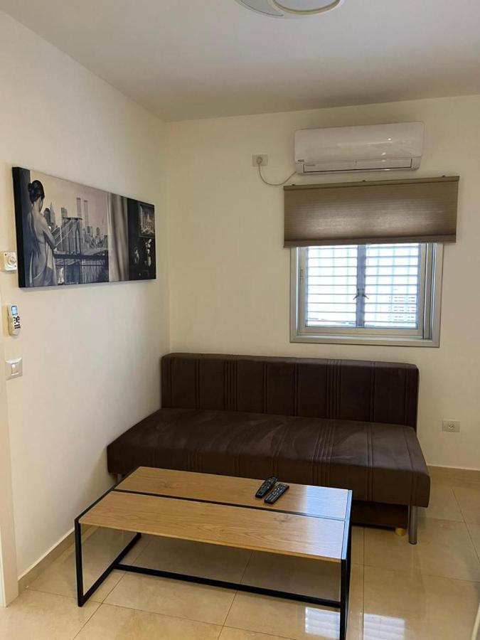 Apartments4You Etsel Bat Yam Exteriör bild